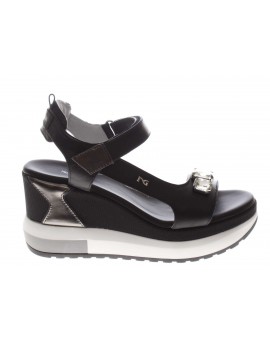 Nero Giardini  Sandalo con zeppa una fascia con strass