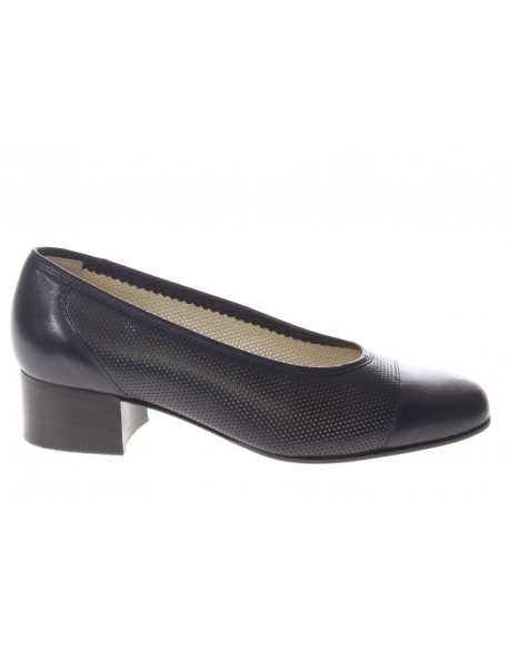 Valleverde  Decolt&egrave; in pelle forata