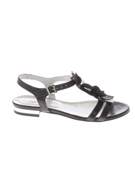 Nero Giardini  Sandalo spianato con accessorio