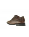 Clarks  Allacciato con bucatura